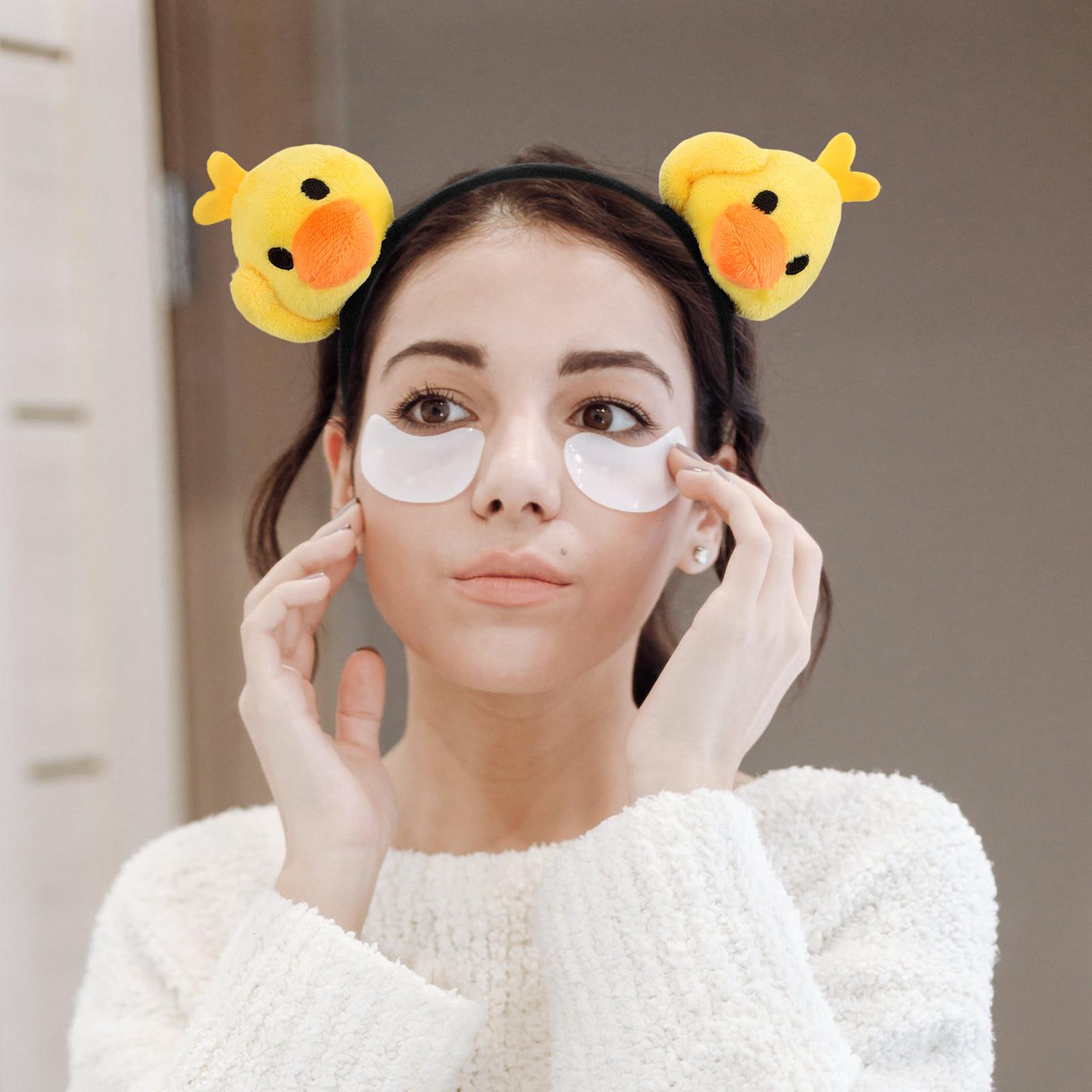طوق شعر من القماش على شكل بطة  - مراجعة Skincare Animate وسعره